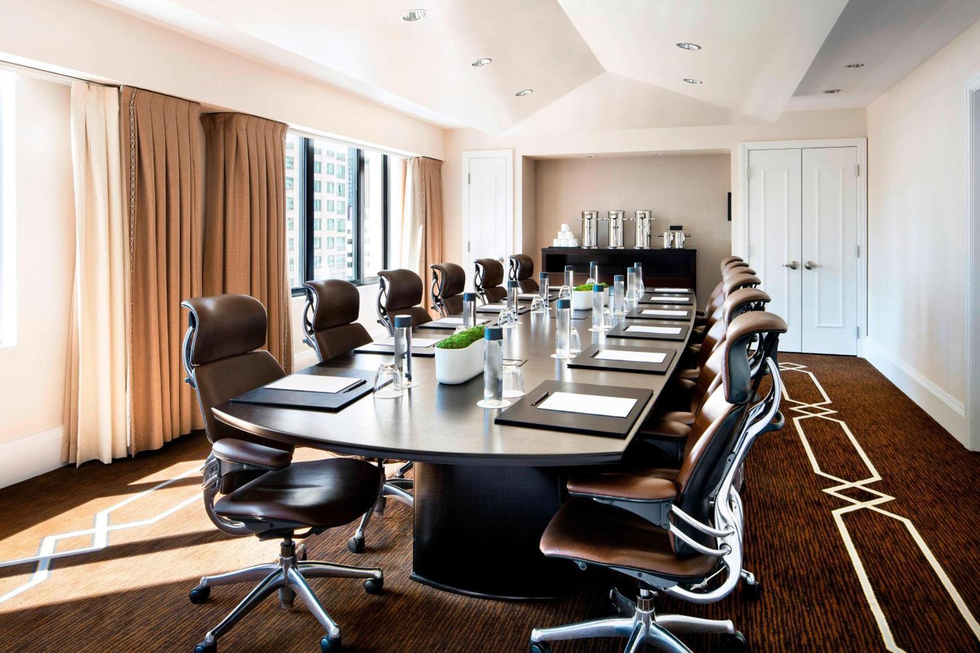 The Gwen, A Luxury Collection Hotel, Michigan Avenue Чикаго Екстер'єр фото